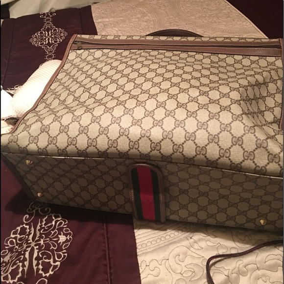 💯 Authentic carry on bag - Picture 4 of 7